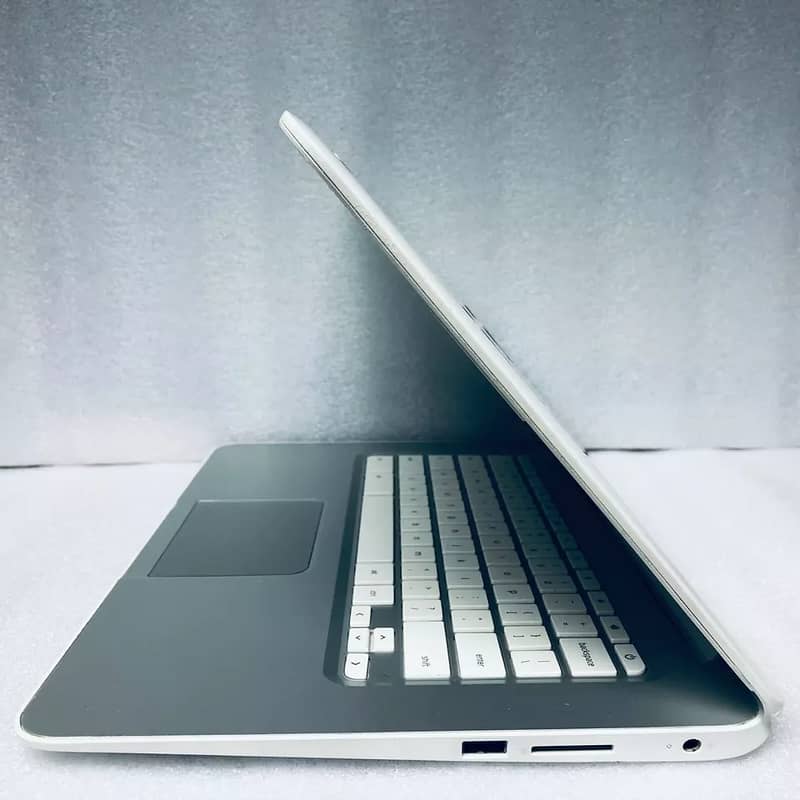 HP Chromebook 14 SMB | 4GB Ram | 128GB SSD 2