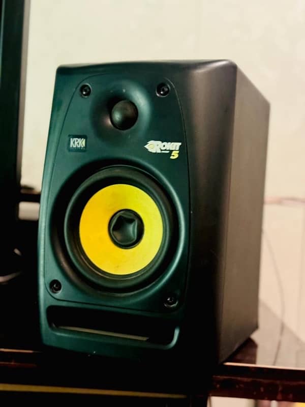 krK rocket 5 (studio monitors) 5