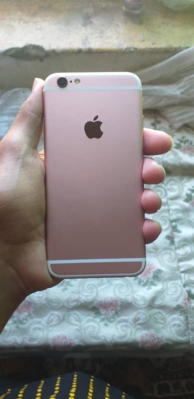 I am selling my iphone6s 64 gb 0