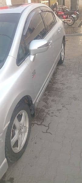 Honda Civic Prosmetic 2009 model. . like a new car.  non accident 2