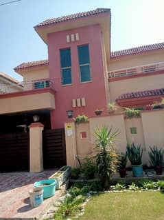 3 Bed House Available For Sale in Askari 11 Lahore Pakistan 0