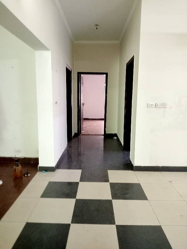 3 Bed House Available For Sale in Askari 11 Lahore Pakistan 26