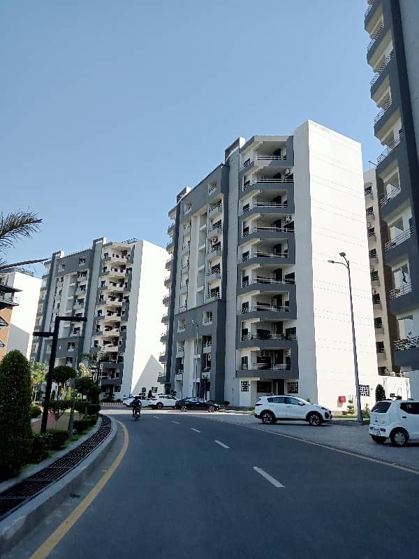 3 Bed Apartment Available for Sale in Askari 11 Lahore 2