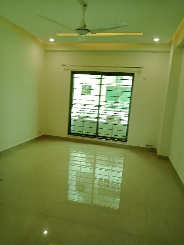 3 Bed Apartment Available for Sale in Askari 11 Lahore 17