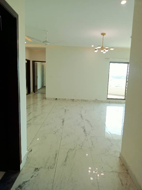 3 Bed Apartment Available for Sale in Askari 11 Lahore 35