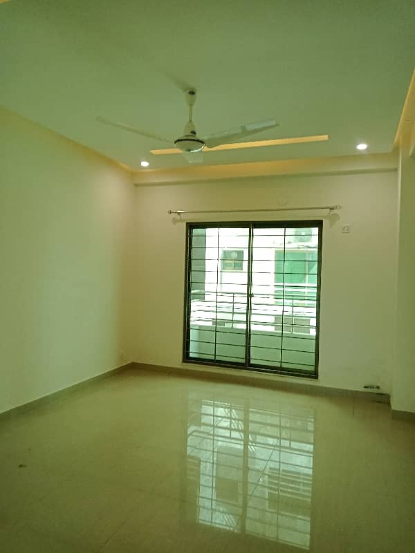 3 Bed Apartment Available for Sale in Askari 11 Lahore 38