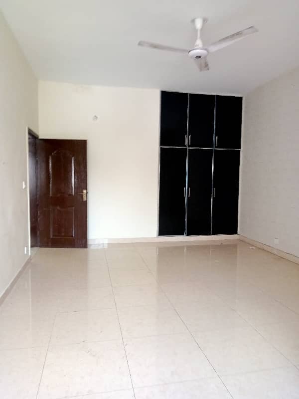 3 Bed House Available For Rent In Askari 11 Lahore 4