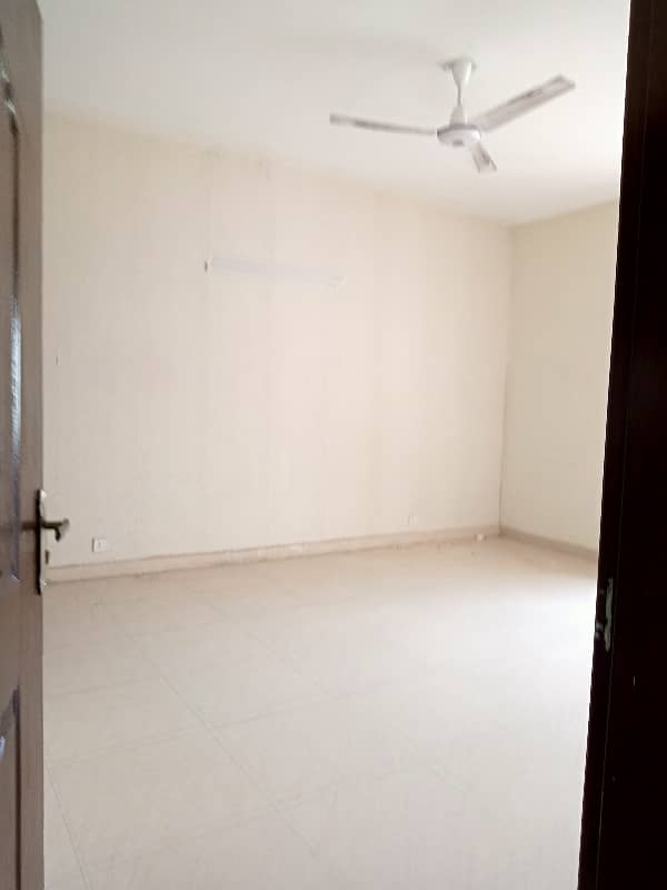 3 Bed House Available For Rent In Askari 11 Lahore 7