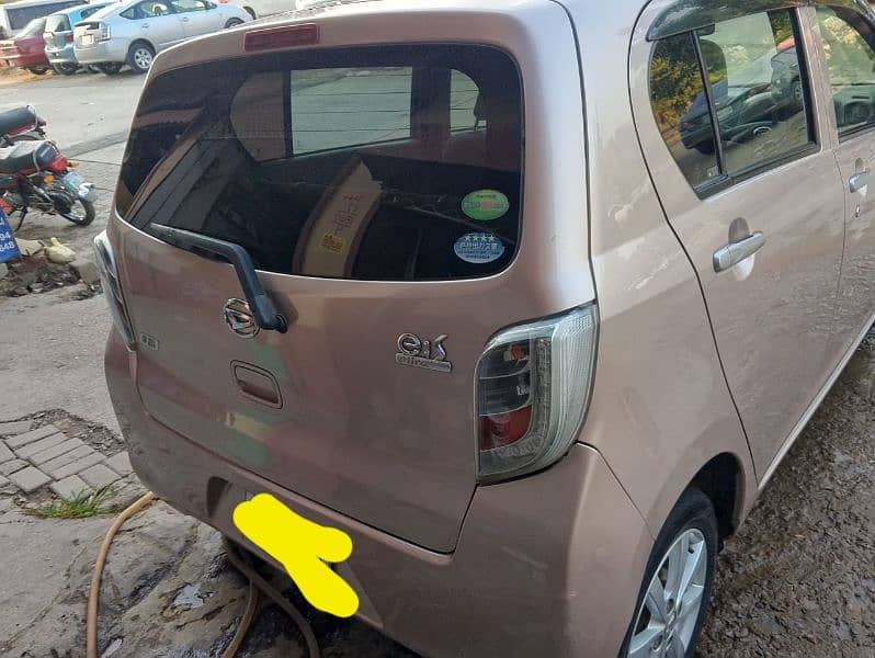 Daihatsu Mira 2016 1