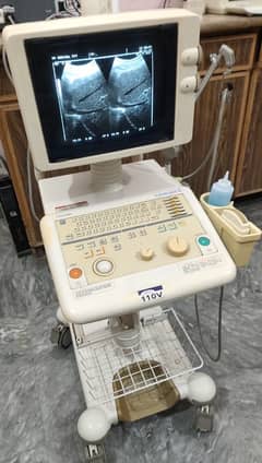 Refurb japaense grayscale ultrasound machine for sale