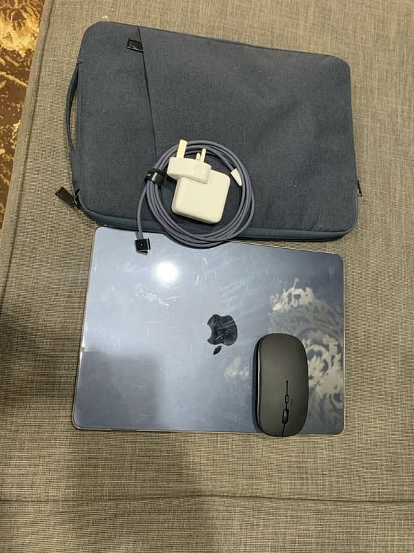 MAC BOOK AIR M2 256GB 1