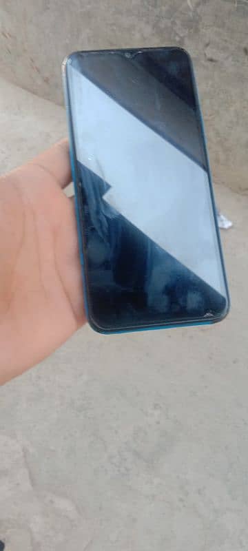 Infinix smart 6 good condition with changer 4