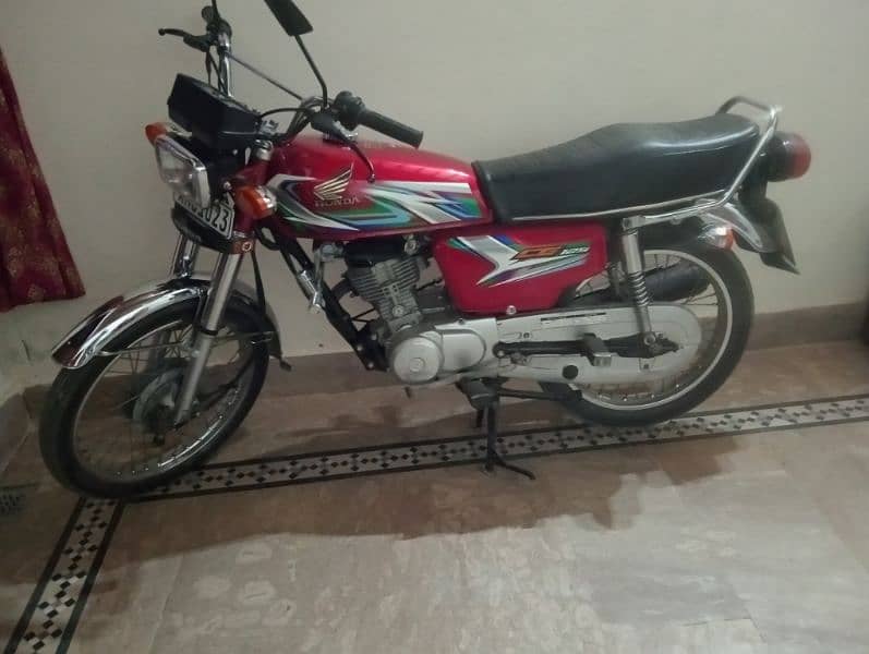 Honda 125 for sale urgent need of money 03007242144 2