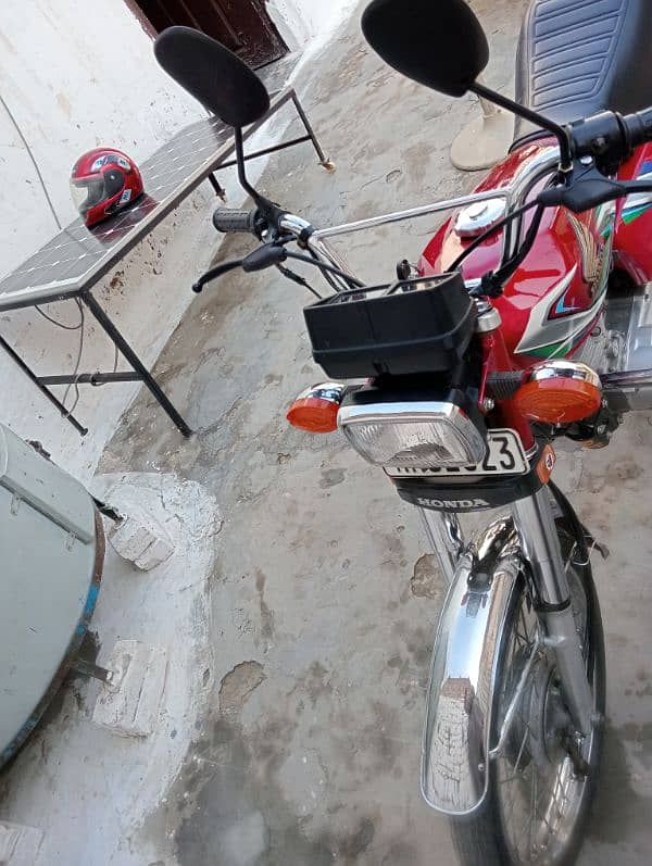 Honda 125 for sale urgent need of money 03007242144 7