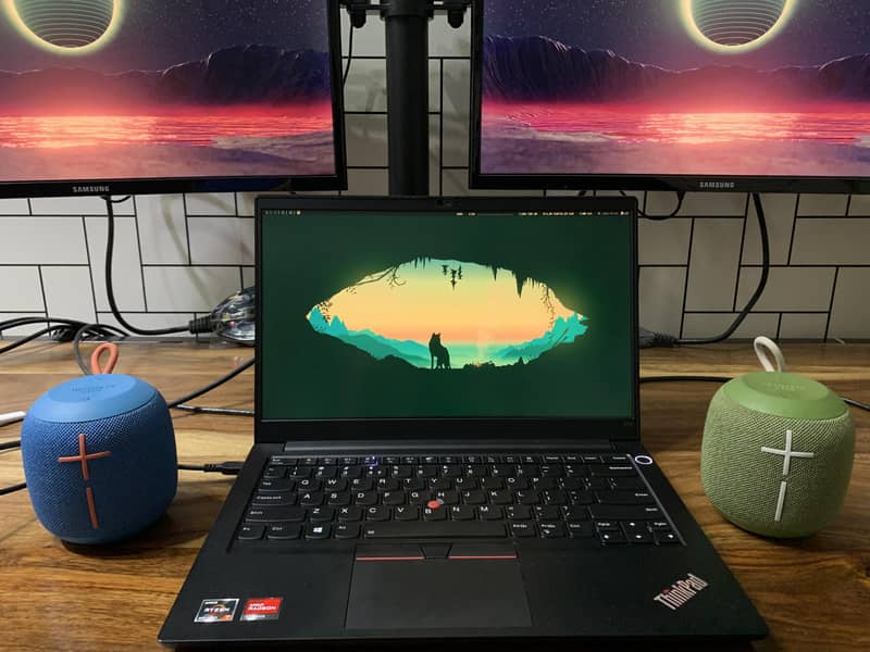 Lenovo Thinkpad E14 Ryzen 5  Gen3. . . .   Dedicated Graphics card 0