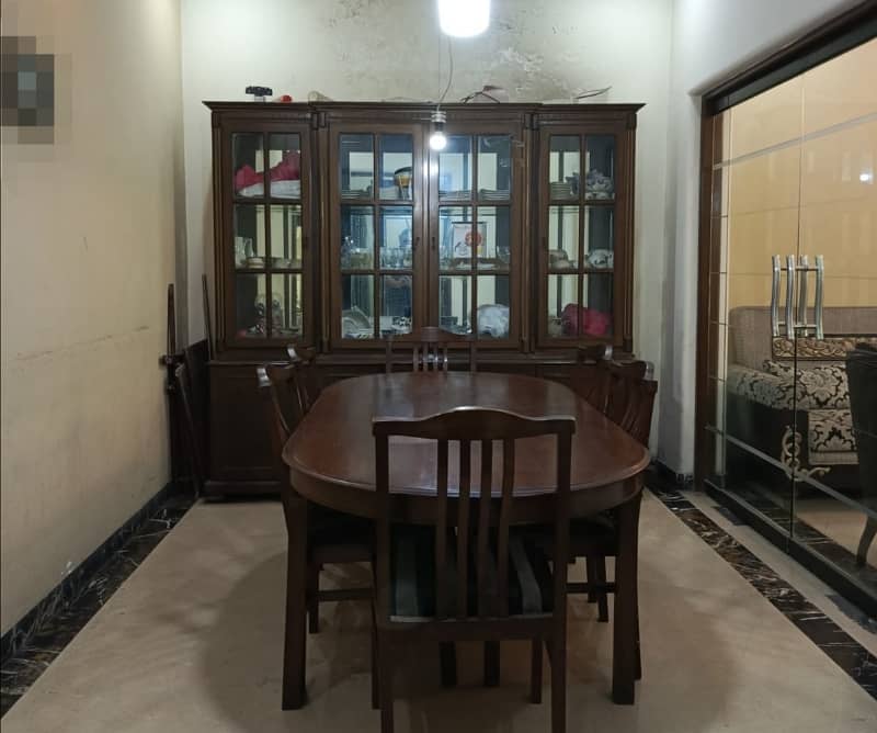 Centrally Located Corner House In Allama Iqbal Town Is Available For sale 8