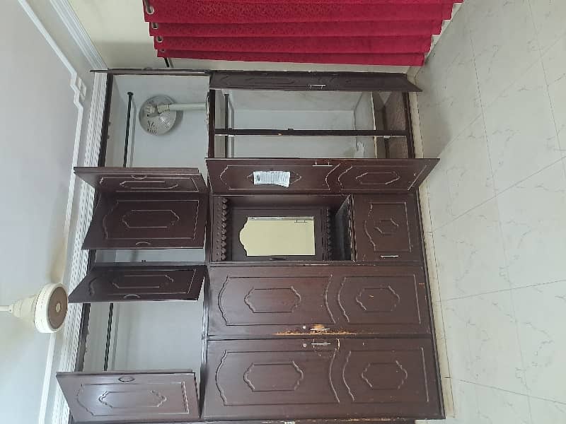 10 Marla House In Umar Block On 45 Feet Road Is Available For Sale 11