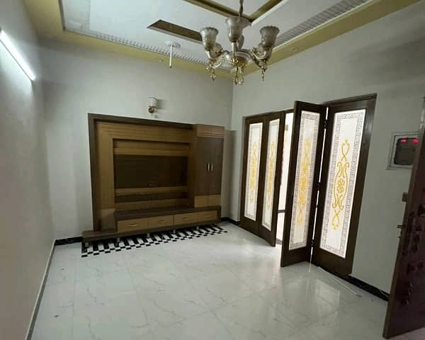 Get A 5 Marla House For sale In Johar Town 4