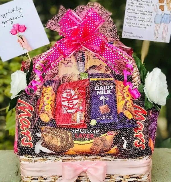 Customized Gift Baskets For Birthdays, Gift Boxes, Chocolate Bouquet 6