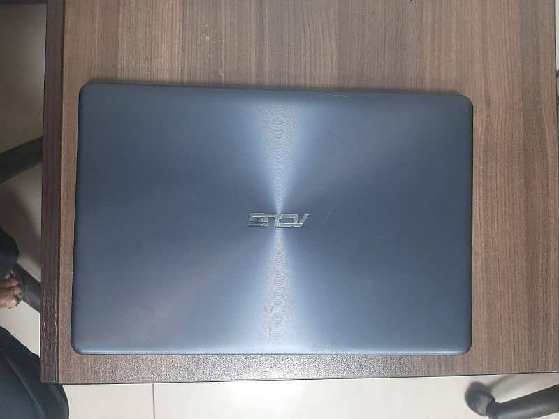 ASUS LAPTOP 4