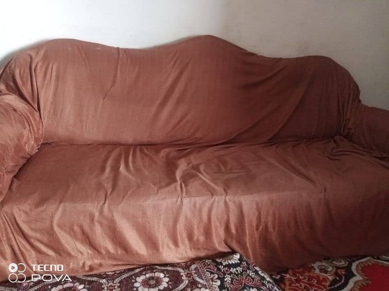 sofa set 3seter plus 2 piece1setet 1