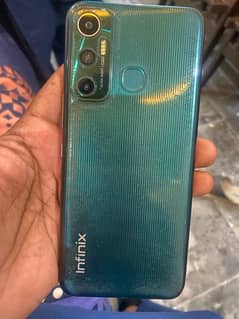 infinix hot11 with box 4 gb 128 gb pta approved  lush conditions 10/9