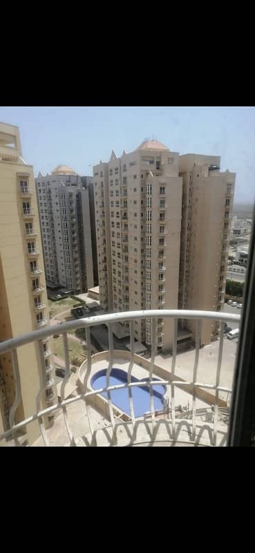 3 Bed DD APARTMENT FOR RENT in Creek VISTA 0