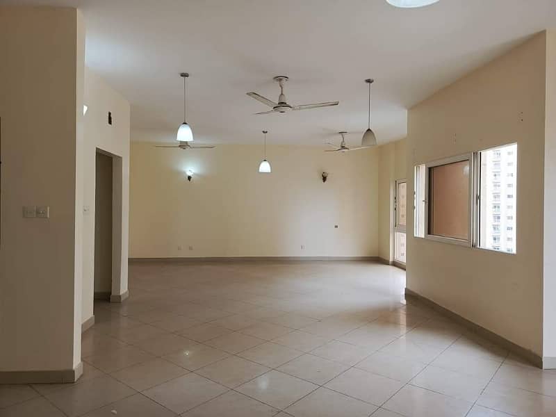 3 Bed DD APARTMENT FOR RENT in Creek VISTA 2