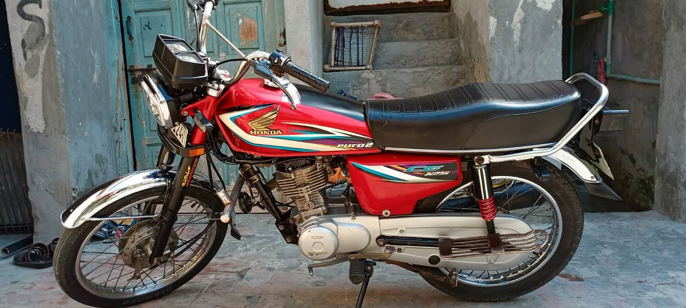 Honda CG 125 2015 3