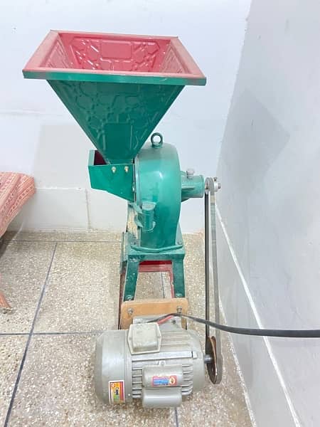 آٹا چکی || wheat machine || Floor mill 1