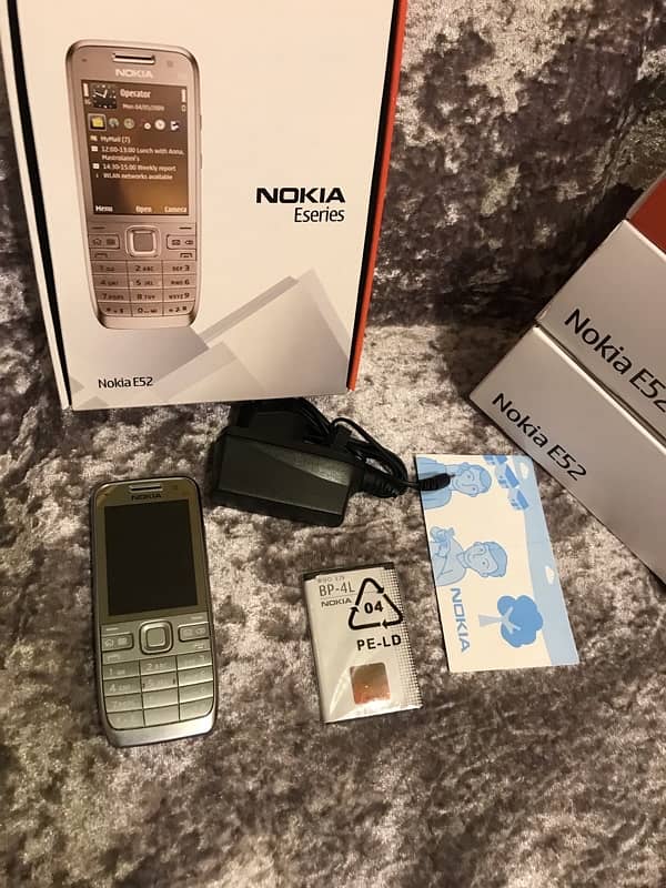 NOKIA E52 ORIGINAL 8