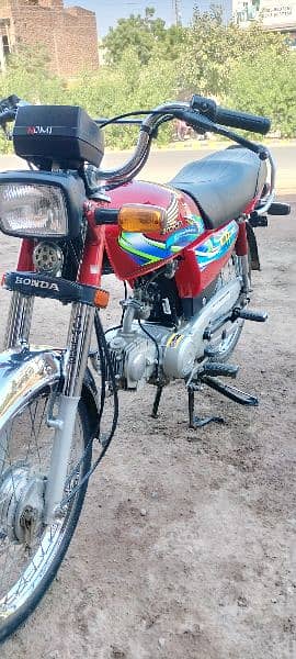 honda 70 2023/24 new condition 2