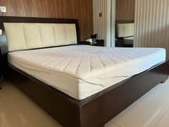 double bed with king mattress 0