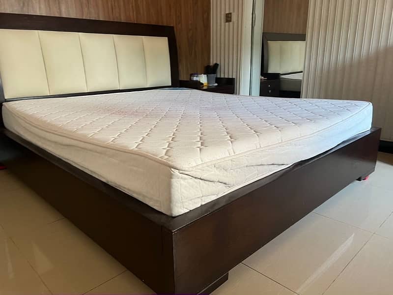 double bed with king mattress 3