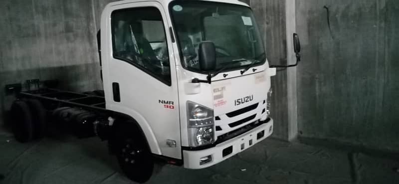 Isuzu NMR 1