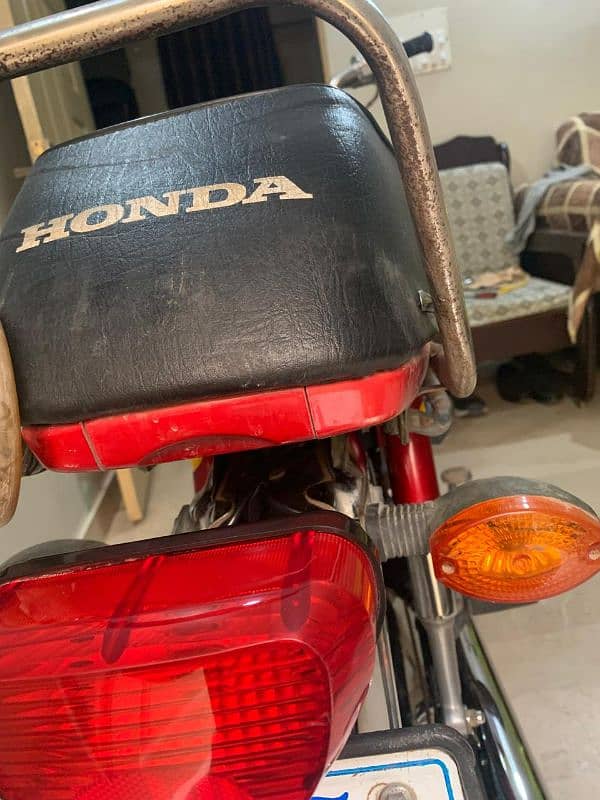 Honda CD 70 total genuine bike 4