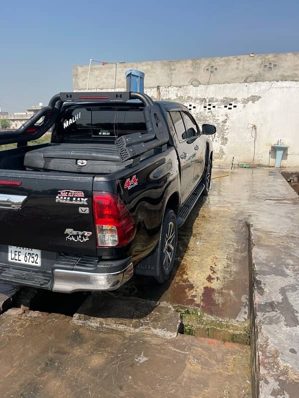 Toyota Hilux 2018 4