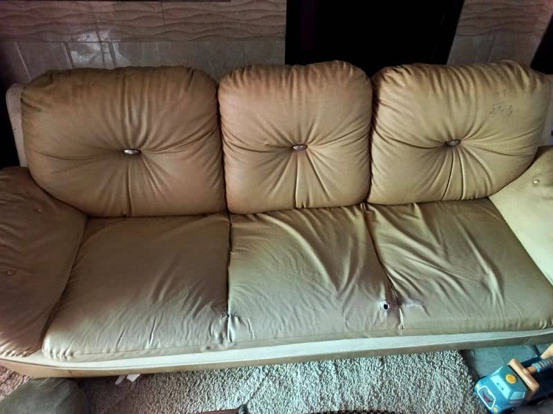 used sofa in good condition 1