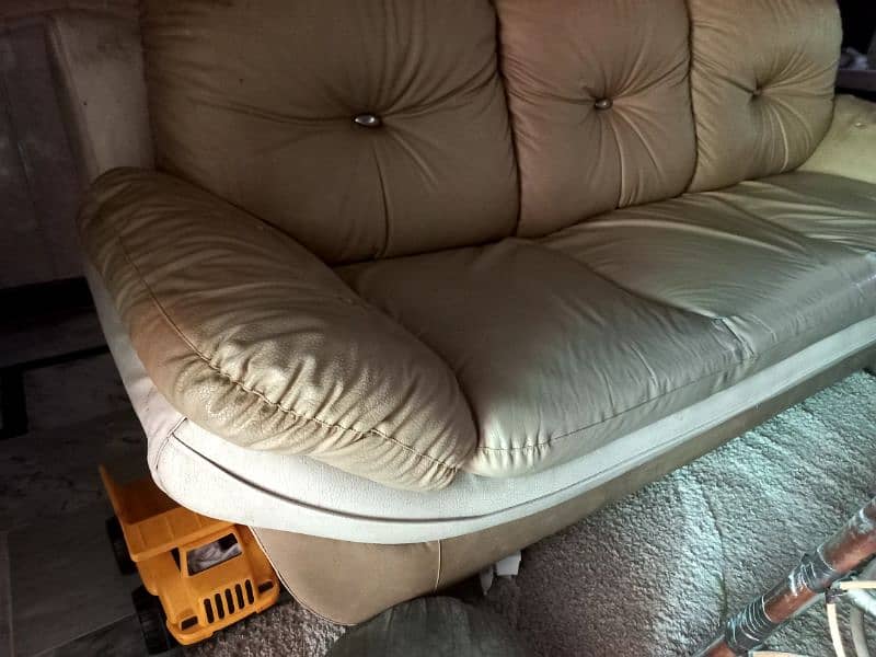 used sofa in good condition 2