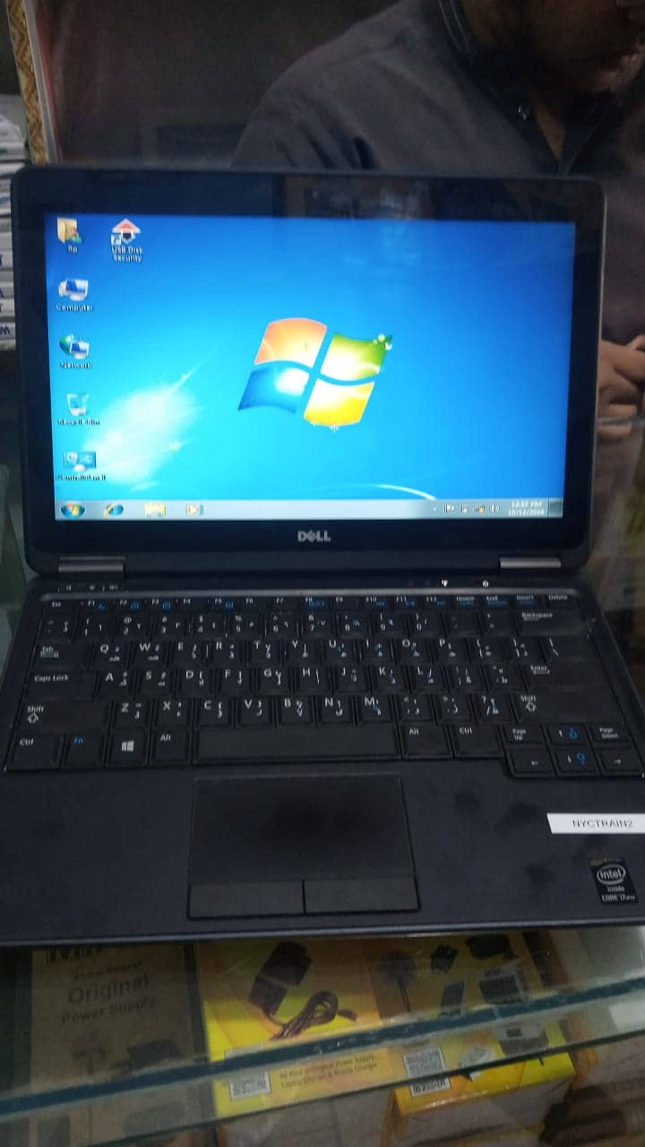 Intel(R) Core (TM) i 7 . . Ram 4.00 GB. 64-bit operating System 1