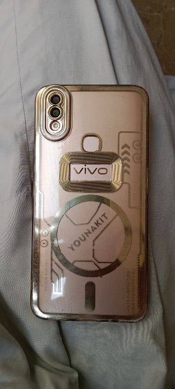 vivo mobile ram 4 rom 32 pta offical approve front side minor crack 5