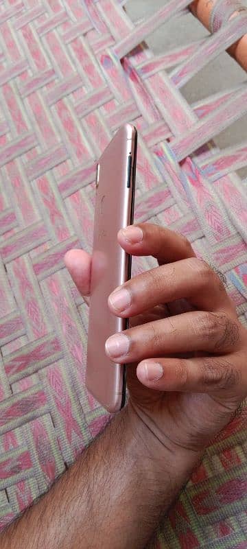 vivo mobile ram 4 rom 32 pta offical approve front side minor crack 10