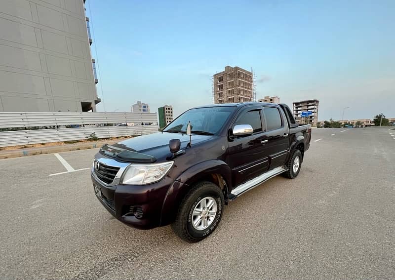 Toyota Hilux 2013 6