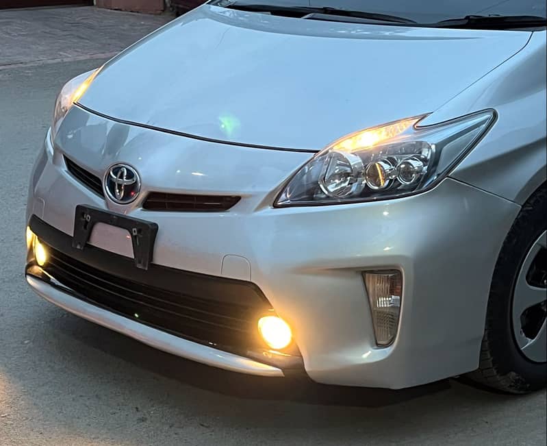 Toyota Prius 2013 10