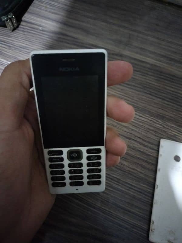 nokia 1190 original phone 100% just one problem 1