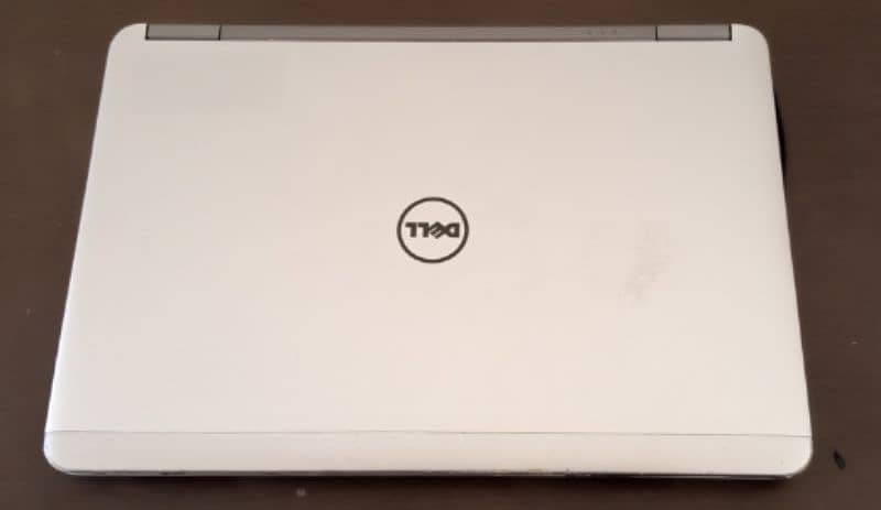 Laptop Dell i5, 8GB, 256GB 0