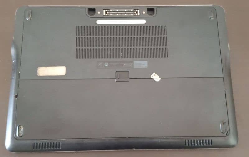 Laptop Dell i5, 8GB, 256GB 1