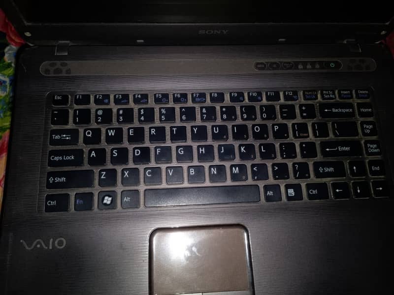 SONY LAPTOP CORE 2 DOU Model VGN-NW240F. price kum ho gai gi. 2