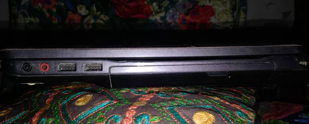 SONY LAPTOP CORE 2 DOU Model VGN-NW240F. price kum ho gai gi. 13