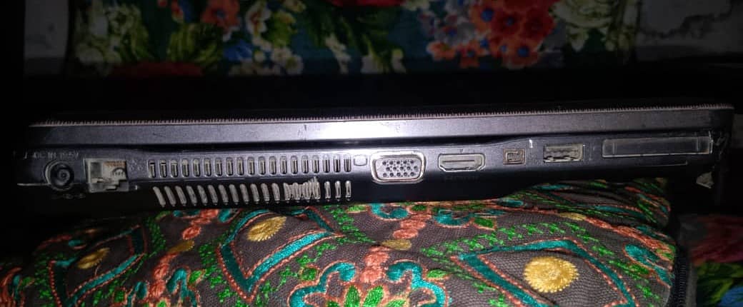 SONY LAPTOP CORE 2 DOU Model VGN-NW240F. price kum ho gai gi. 16